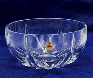 Nachtmann Krokus 8.5" Clear Crystal Bowl 24% Lead Germany in original Box